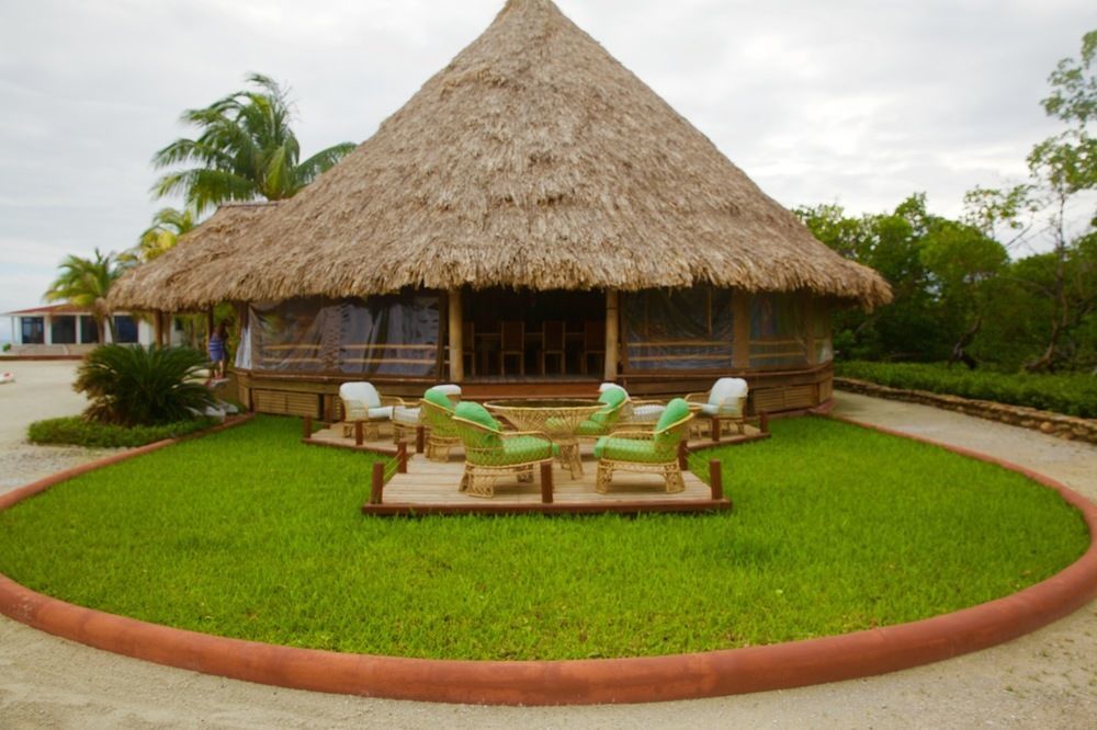 Отель Royal Belize Thatch Caye Экстерьер фото