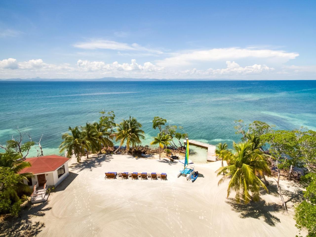 Отель Royal Belize Thatch Caye Экстерьер фото